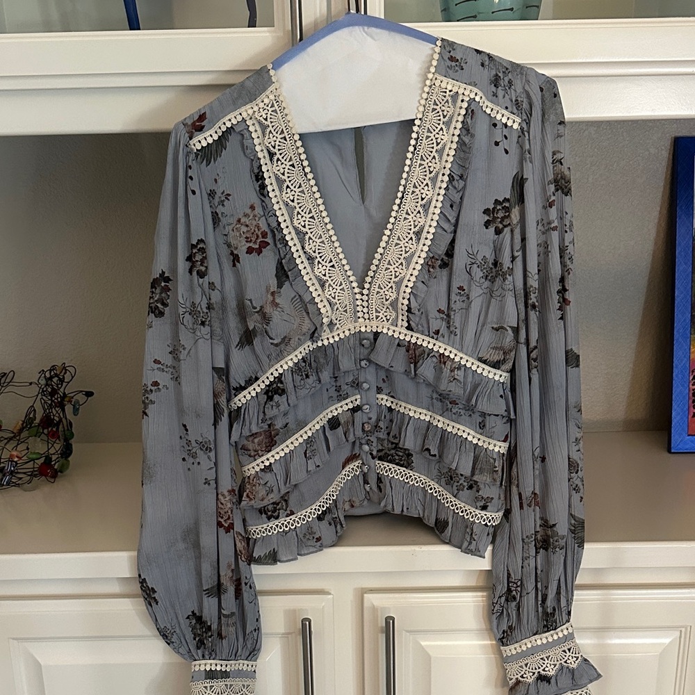 All Saints Floral Lace Trim V-neck Blouse - light blue- worn once . 34 PTP - Picture 3 of 5